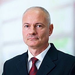 Николай Василев